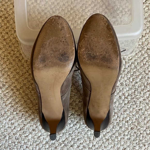 ADRIENNE VITTADINI - Pinehurst Lace-Up Bootie -- Excellent Condition - Picture 8 of 11